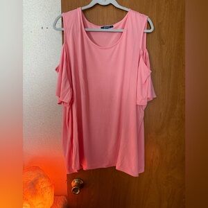 NWOT KELLY CLINTON KELLY COLD SHOULDER TOP